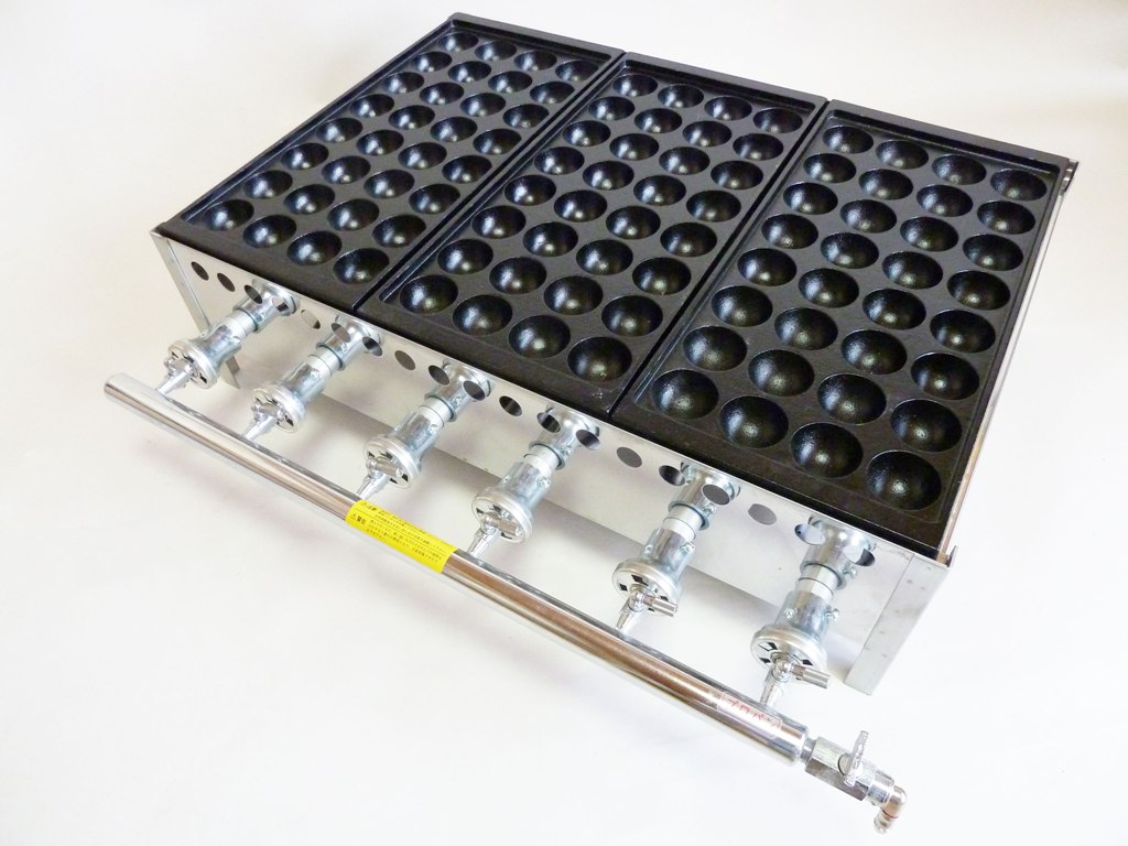 春の新作シューズ満載 IKKたこ焼機 ジャンボ32穴 帯鉄式 323S 3連 １２Ａ １３Ａ 都市ガス